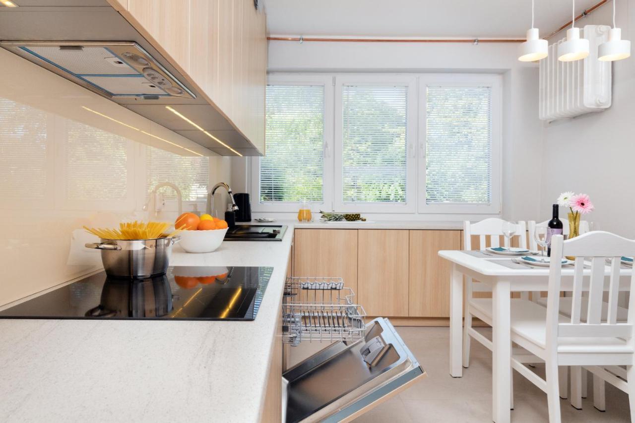 Gdanska Two-Bedroom Apartment Brzezno Beach By Noclegi Renters Buitenkant foto